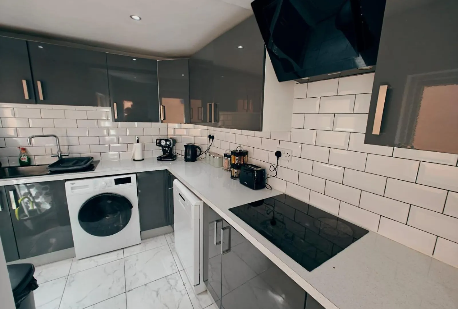 4Br Ravenhill Modern Home 贝尔法斯特 0*,  英国