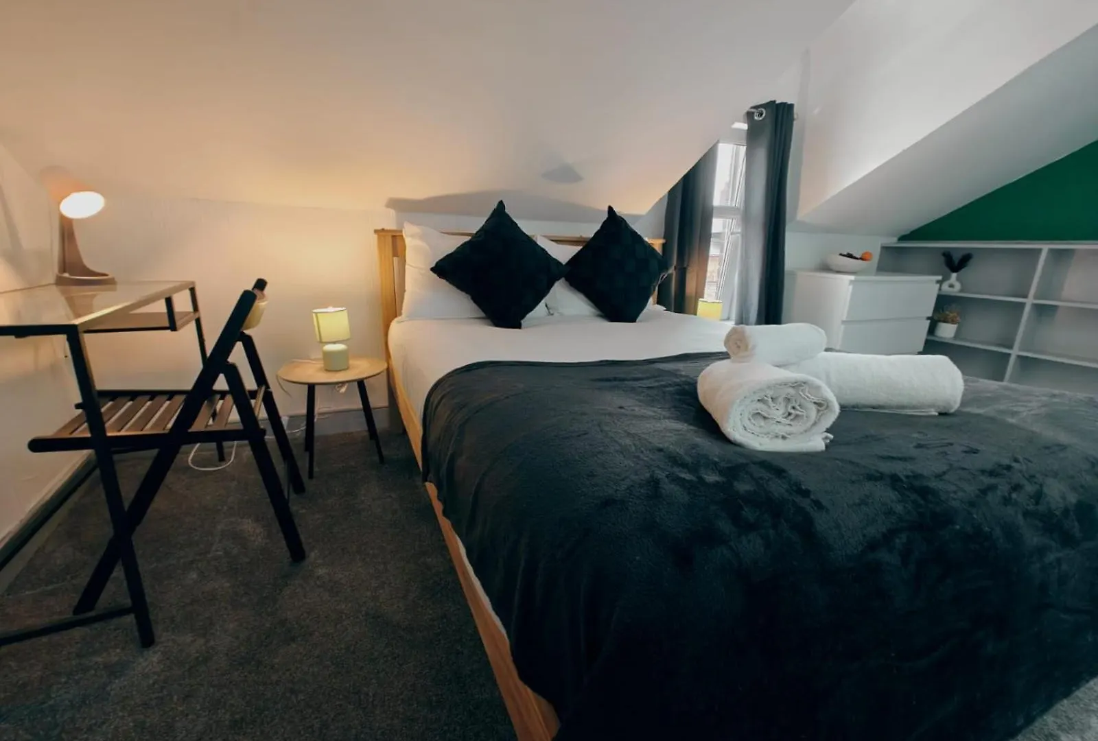 4Br Ravenhill Modern Home 贝尔法斯特