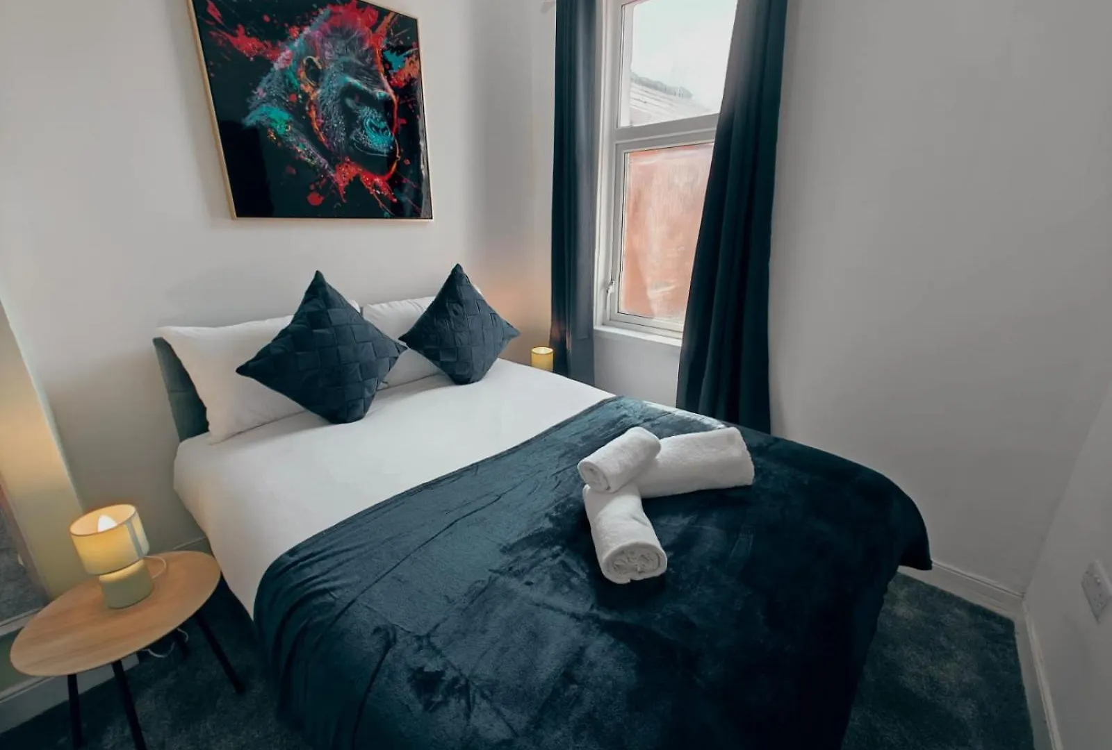 4Br Ravenhill Modern Home Belfast 0*,